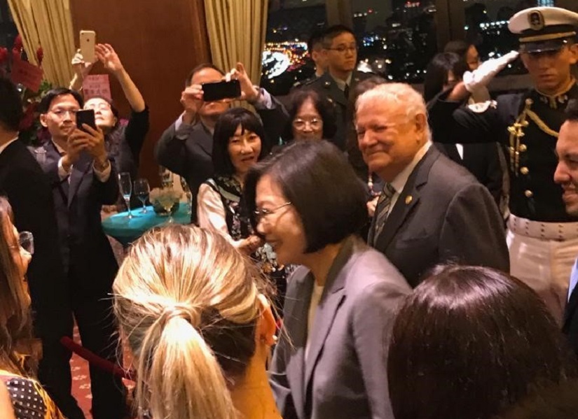 TAIWAN1